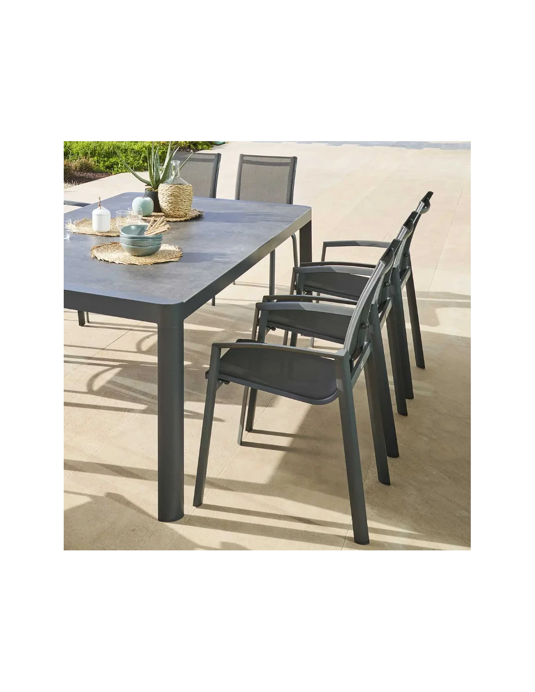 Chaise Empilable Axant Anthracite / Graphite 4 Chaise Empilable Axant Anthracite / Graphite – Image 2